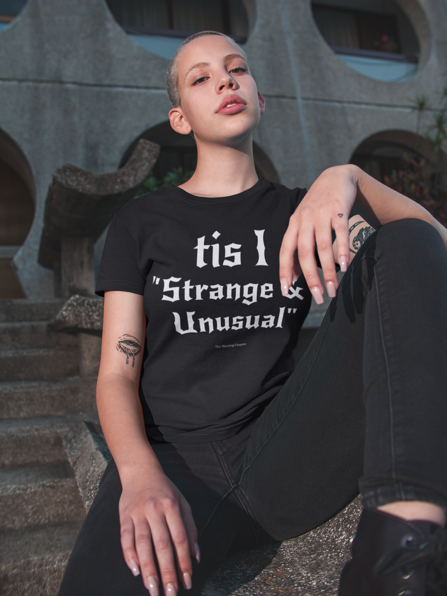 Tis I 'Strange & Unusual' Tee